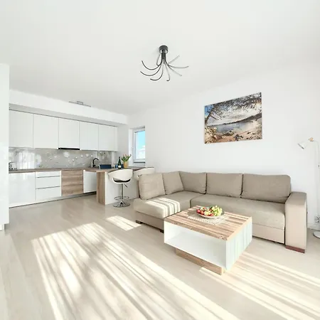 Apartamentyprzymorzu Strzelecka 33 Z Parkingiem * Колобжег